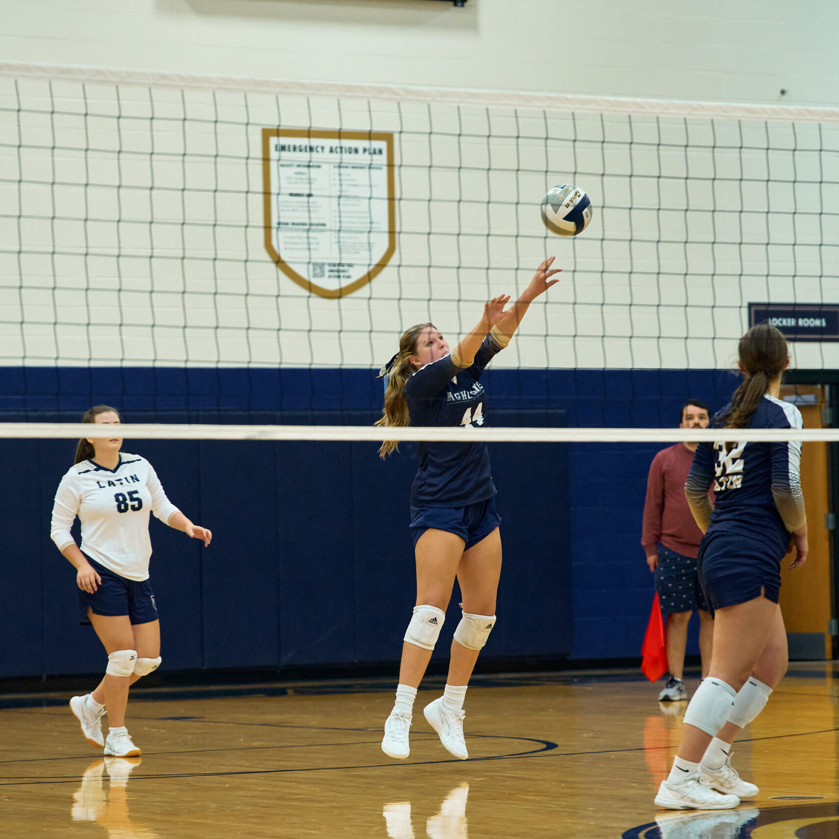 20240926_hls_senior_volleyball57